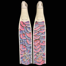 Load image into Gallery viewer, Pair of aimrite freediving fins (mermaid scale) front view with black background