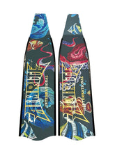 Load image into Gallery viewer, Freediving and spearfishing fins, (clownfish pattern) back angle