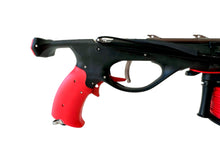 Load image into Gallery viewer, Vendetta roller speargun handle, side on view