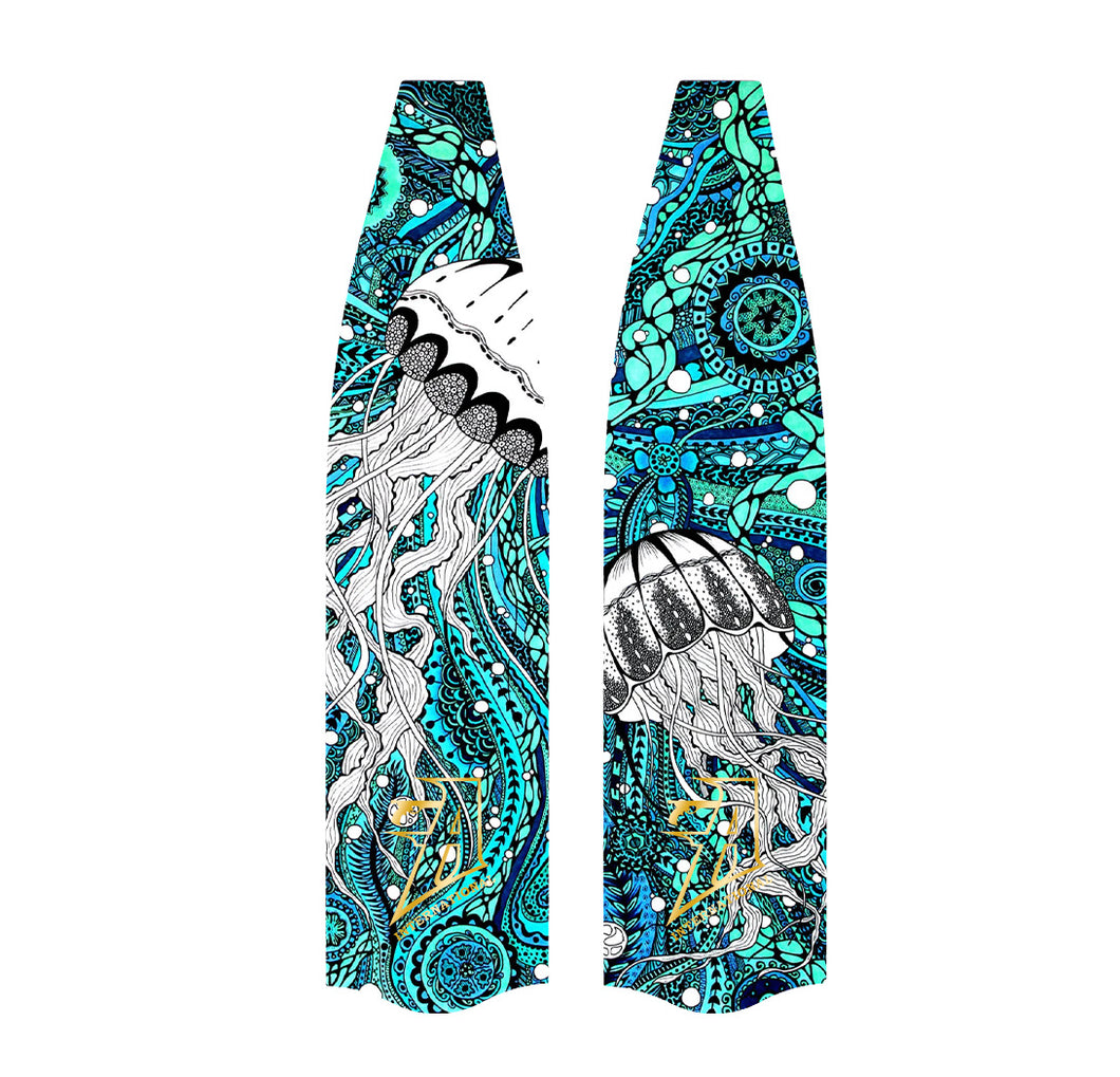 Freediving and spearfishing fins, (jelly fish) front angle