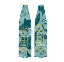 Load image into Gallery viewer, Freediving and spearfishing fins, (manta ray) back angle
