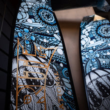 Load image into Gallery viewer, close up low angle of aimrite freediving fins (aqua jelly)
