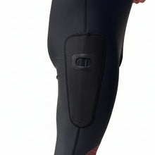 Load image into Gallery viewer, Aimrite black stinger suit close up right side view of leg pocket
