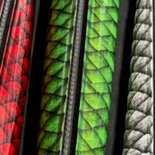 Load image into Gallery viewer, close up of colour customised Aimrite speargun green
